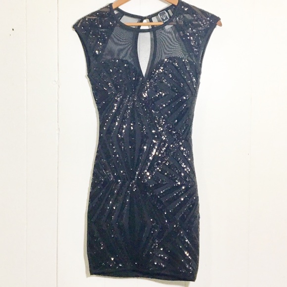 Windsor Dresses & Skirts - Gorgeous Black Sequin Bodycon Dress